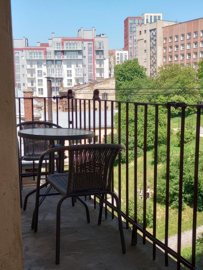 Apartment On Khorvatska Street Lviv Eksteriør bilde