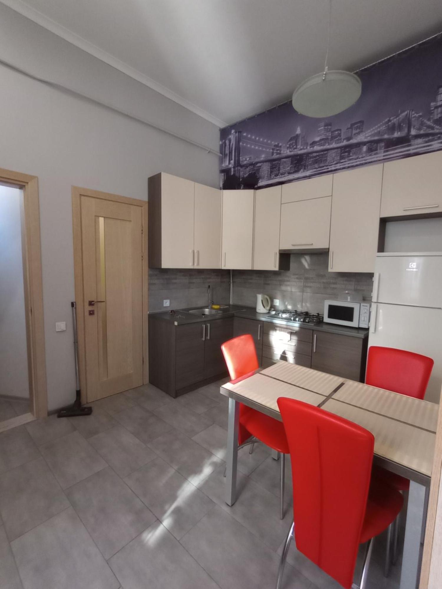 Apartment On Khorvatska Street Lviv Eksteriør bilde