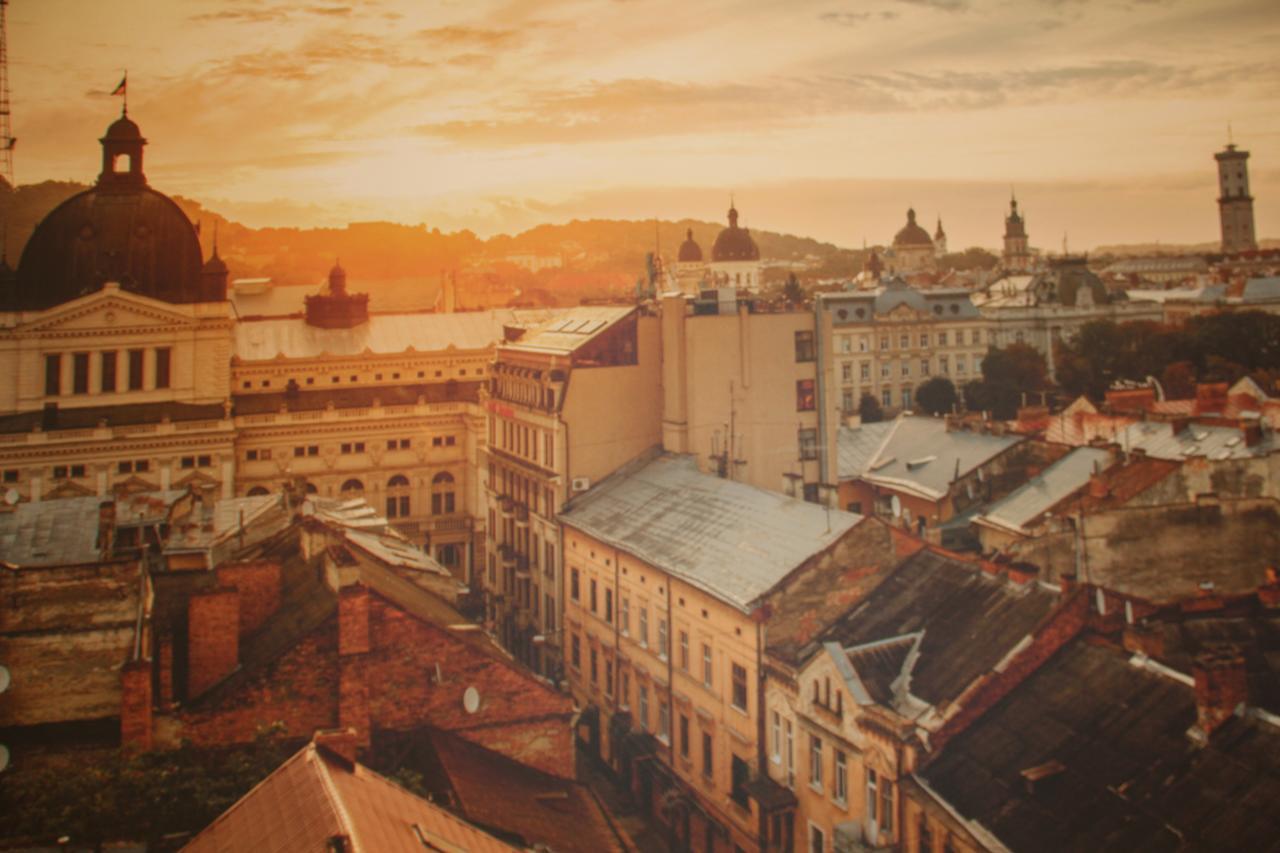 Apartment On Khorvatska Street Lviv Eksteriør bilde