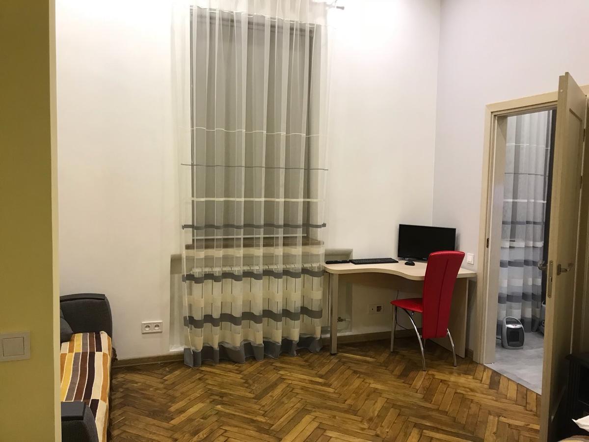 Apartment On Khorvatska Street Lviv Eksteriør bilde