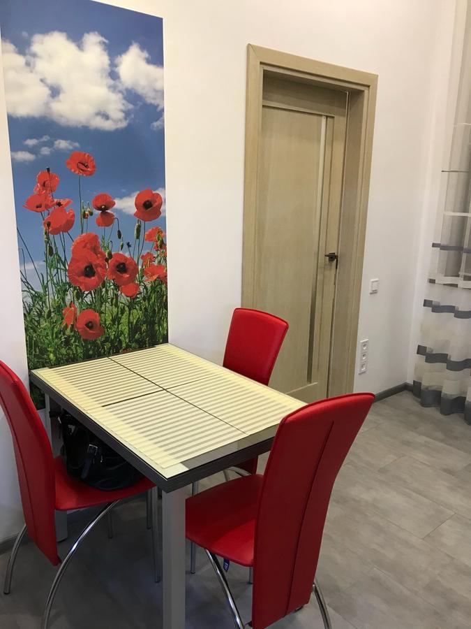 Apartment On Khorvatska Street Lviv Eksteriør bilde